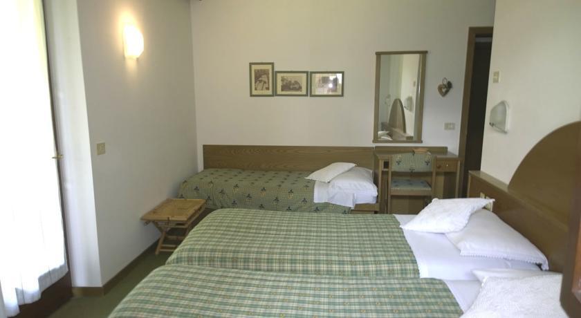 La Felce Bed & Breakfast Hotel Carisolo Kamer foto