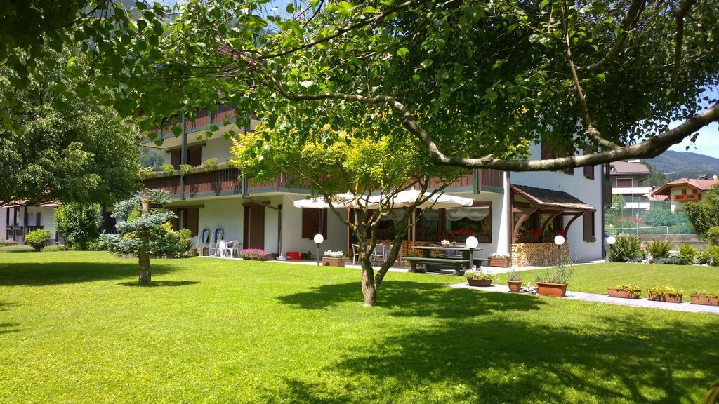 La Felce Bed & Breakfast Hotel Carisolo Buitenkant foto